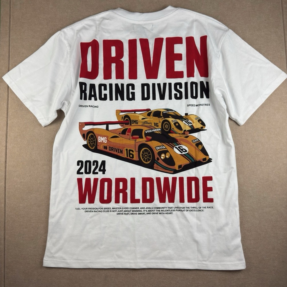 BrandMakers‎ Shirt Men L White Driven Racing Division Worldwide Car Graphic Tee